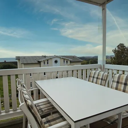 Apartment Meeresblick Fewo: Seaside Retreat With Balcony And Access Goehren (Ruegen)
