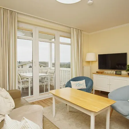 Apartment Meeresblick Fewo: Seaside Retreat With Balcony And Access Goehren (Ruegen)